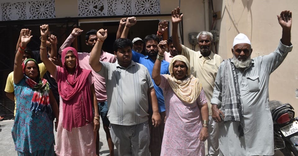 UP: Chaos in Moradabad Due to Power Cuts; Public Outrage Erupts in Chakkar Ki Milak