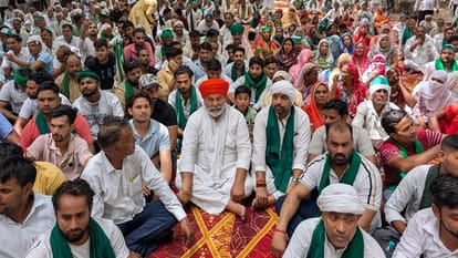 गाजियाबाद:भारतीय किसान यूनियन की महापंचायत, बीकेयू के राष्ट्रीय प्रवक्ता राकेश टिकैत पहुंचे – Bharatiya Kisan Union’s Mahapanchayat In Ghaziabad