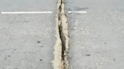 BiharTraffic Disrupted on Key UP-Nepal Route After 12-Inch Gap Found Between Bridge Pillars