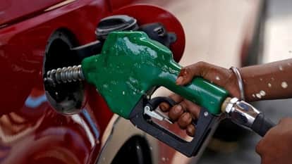 Is It Dangerous To Fill Your Car’s Fuel Tank To The Brim In Summer? Here’s The Truth