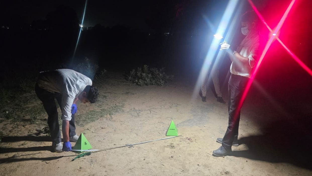 Two Theft Accused Arrested in Police Encounter One Shot in the Leg in Shahjahanpur
