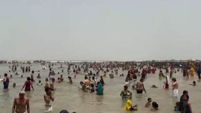 Five Devotees Drown in River in Budaun Teenage Girl Missing
