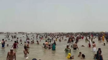 Five Devotees Drown in River in Budaun Teenage Girl Missing