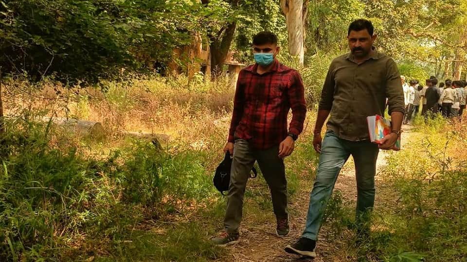 Meerut: History-sheeter criminal with 38 cases out on parole, decomposed body found in government quarter
