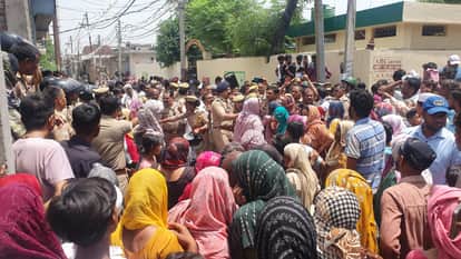 Youth Killed by Soil-Laden Tractor Trolley, Protesters Block Road for Four Hours