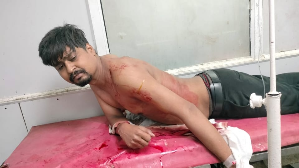 kanpur double murder Injured son informs mother of father and brother murder