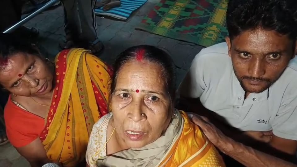 kanpur double murder Injured son informs mother of father and brother murder