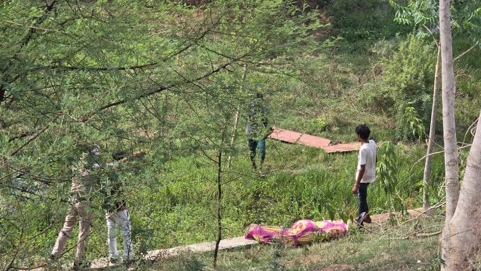 A man was murdered in Bilaspur's Sirgitti police station
