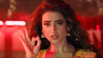 Welcome to the Jungle new song Ghis Ghis Ghis released Akshay Kumar dance with Akshara Singh