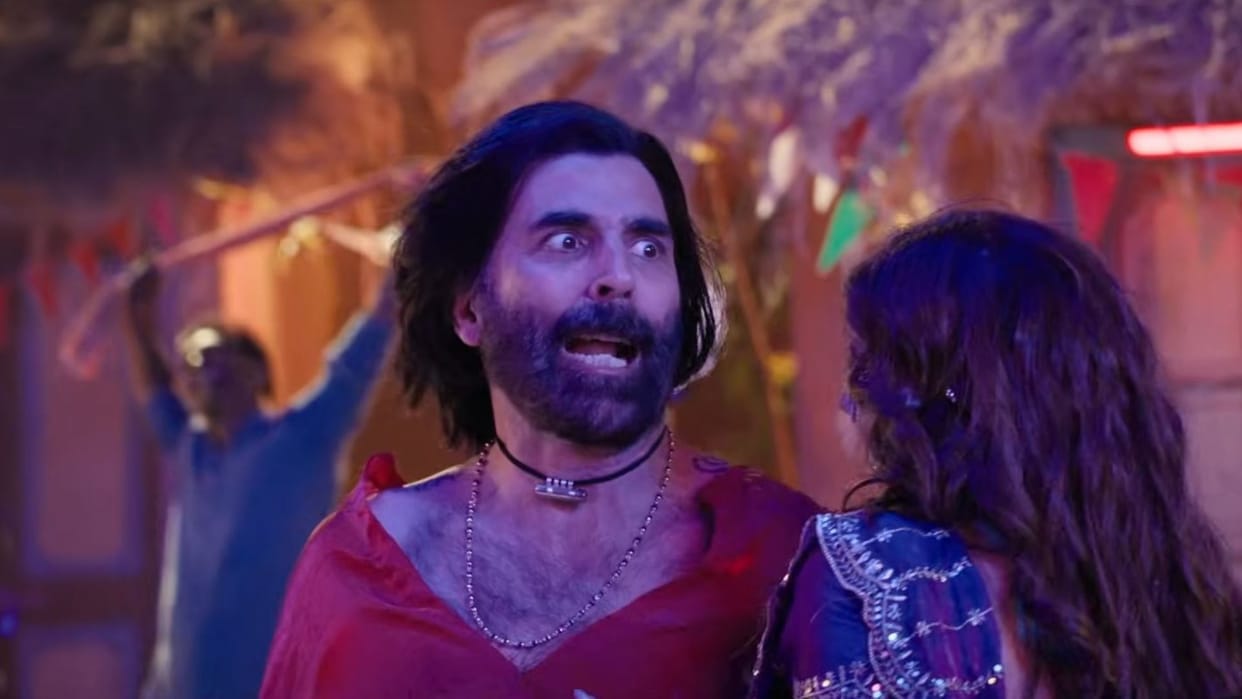 Welcome to the Jungle new song Ghis Ghis Ghis released Akshay Kumar dance with Akshara Singh