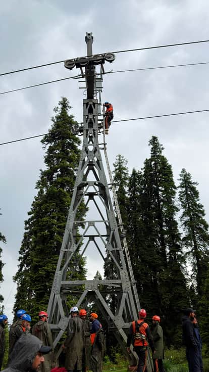Maj Gen Puneet Doval, SM Leads Frontline Rescue as HAWS Saves Over 300 Tourists in Gulmarg Gondola Crisis.