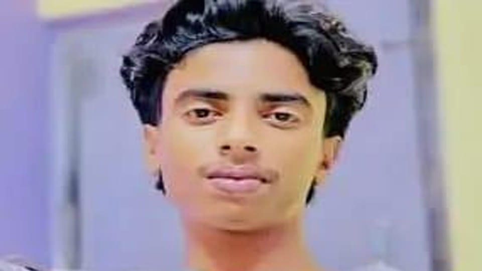 Hamirpur: Teenager Hangs Himself After Being Refused Permission to Swim in Pool
