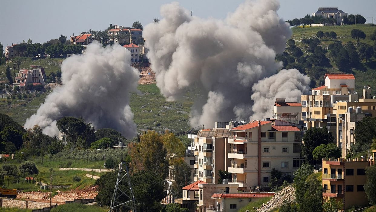 israel ramps up lebanon strikes hezbollah targets schools closed