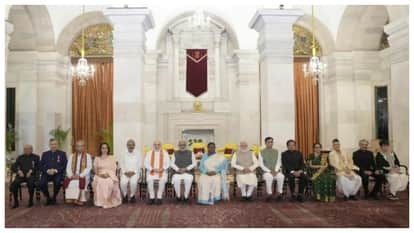 hema malini share emotional post after dharmendra honored with padma bhushan an euphoric proud moment