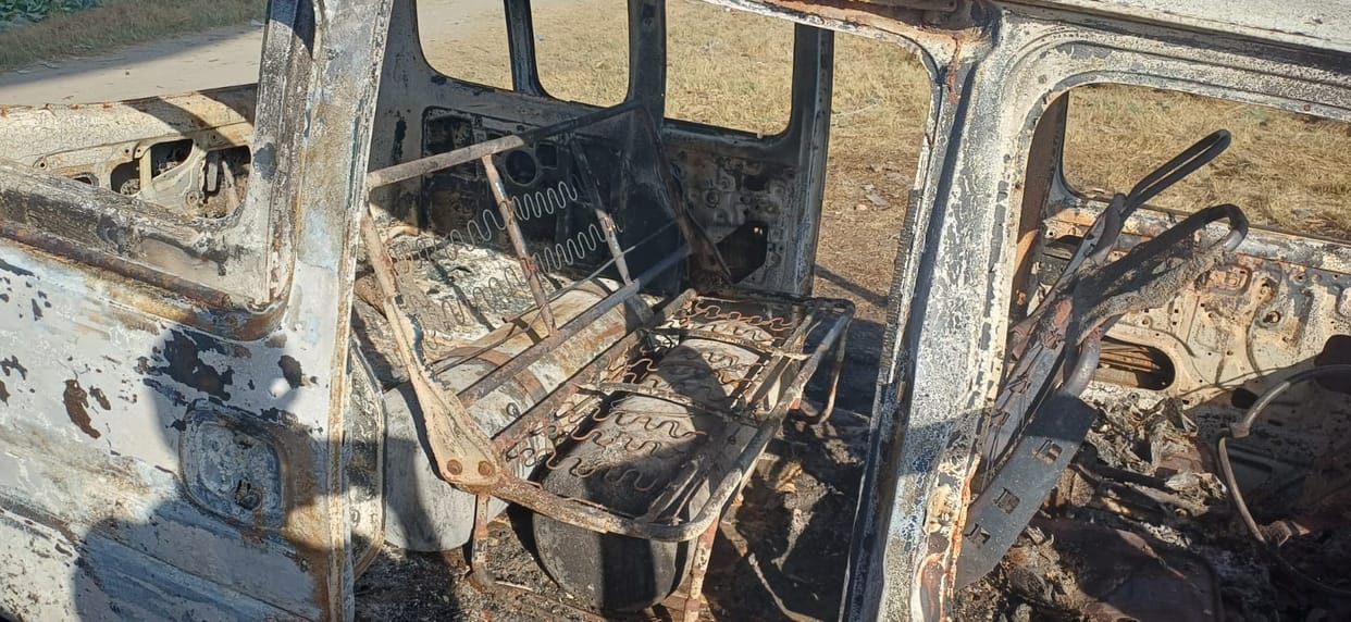 Saharanpur: Burnt Car Found Near Water Tank in Saharanpur, Police Suspect Major Crime