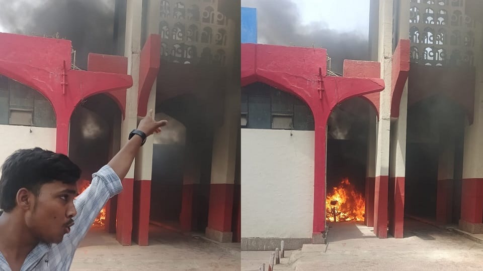 Vehicles parked near the post office at Aligarh railway station caught fire
