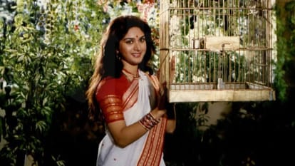 Learn About Meenakshi Seshadris Illustrious Film Career Who Is Now Begging For Work