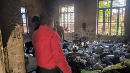 Fire broke out in the meter room of the electricity office in Iglas