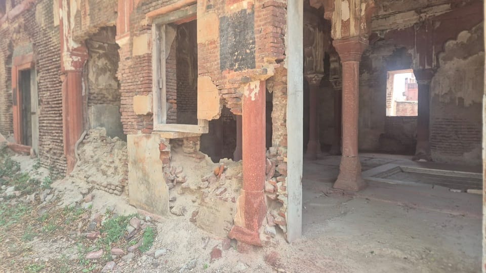 Real History Of Anarkali And Salim Mystery of Forgotten Mughal-Era Courtyard Inside Agra Fort Raises Historic