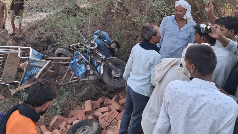 Big Road Accident in Banda up; Six People Dead