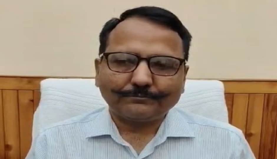 DM Lalit Mohan Raiyal banished six criminals from the district for six months