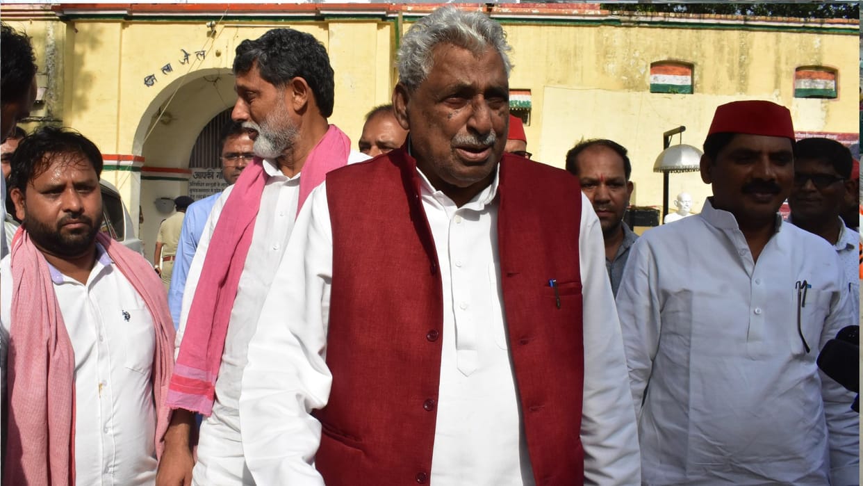 Leader of Opposition Mata Prasad made serious allegations against BJP during his visit to Gorakhpur.