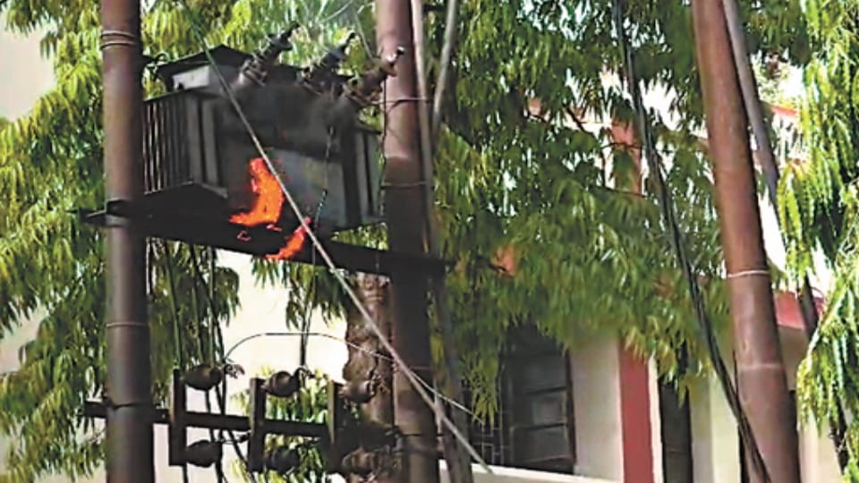 Meerut: Power Crisis Deepens Amid Heatwave: Three Transformers Burn Out, Thousands Face Long Outages