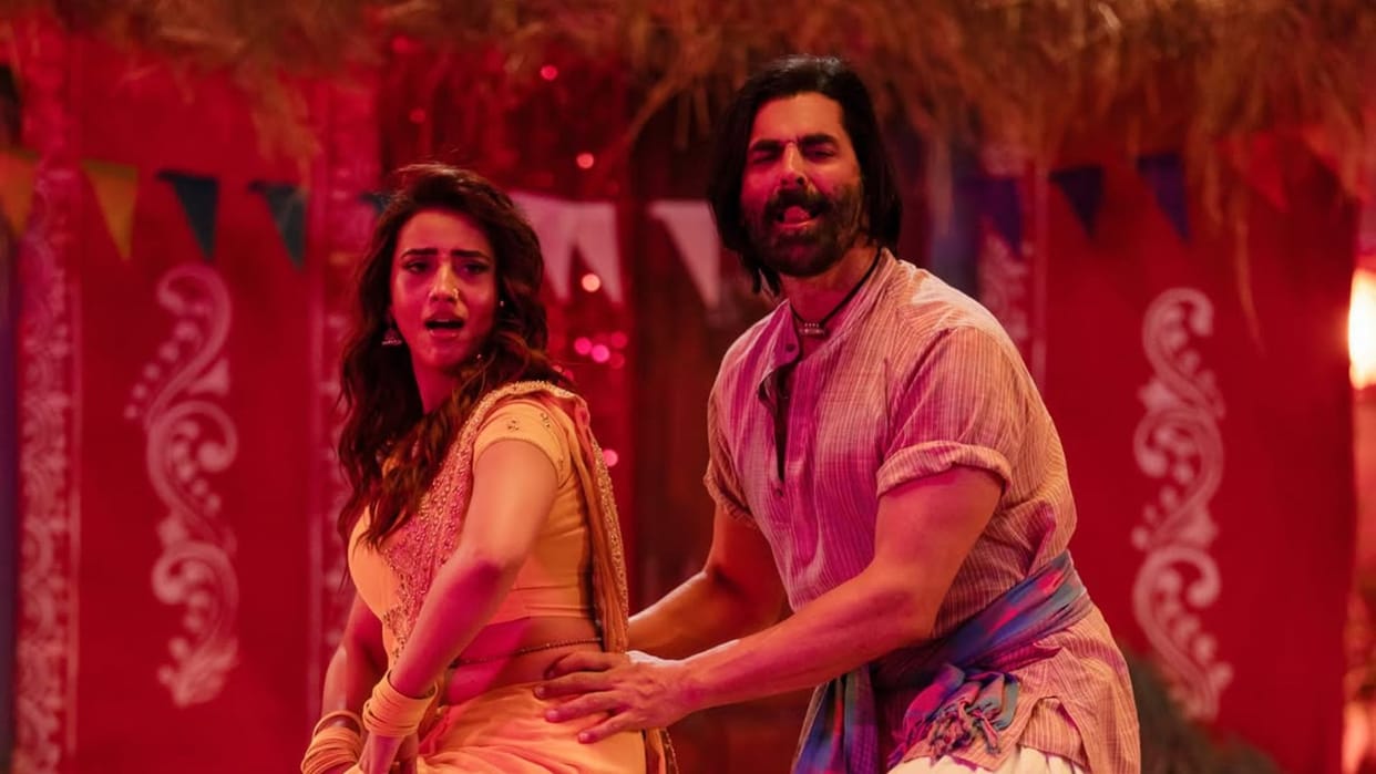Akshara Singh thanks fans for celebrating welcome 3 Ghis Ghis Ghis Song