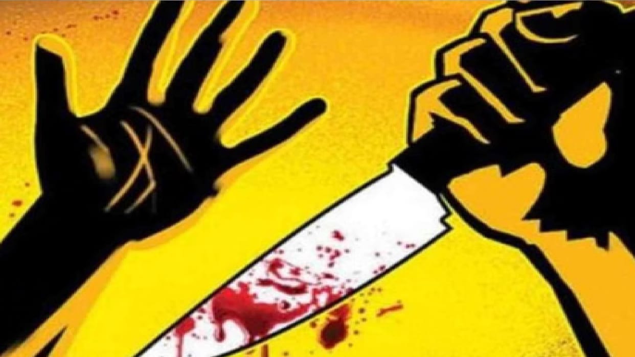angry miscreants attacked three people, including a father and son, with a knife and injured them In Raipur