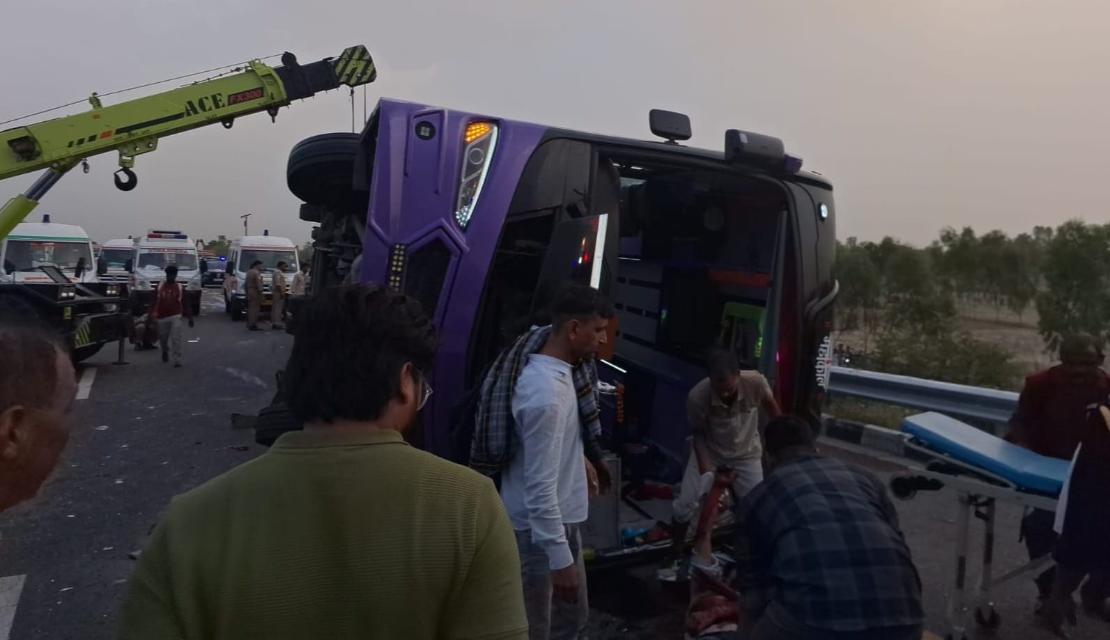 Unnao Accident The Bomb Exploded While We Slept Bodies Began Tumbling Out as the Crane Lifted the Vehicle