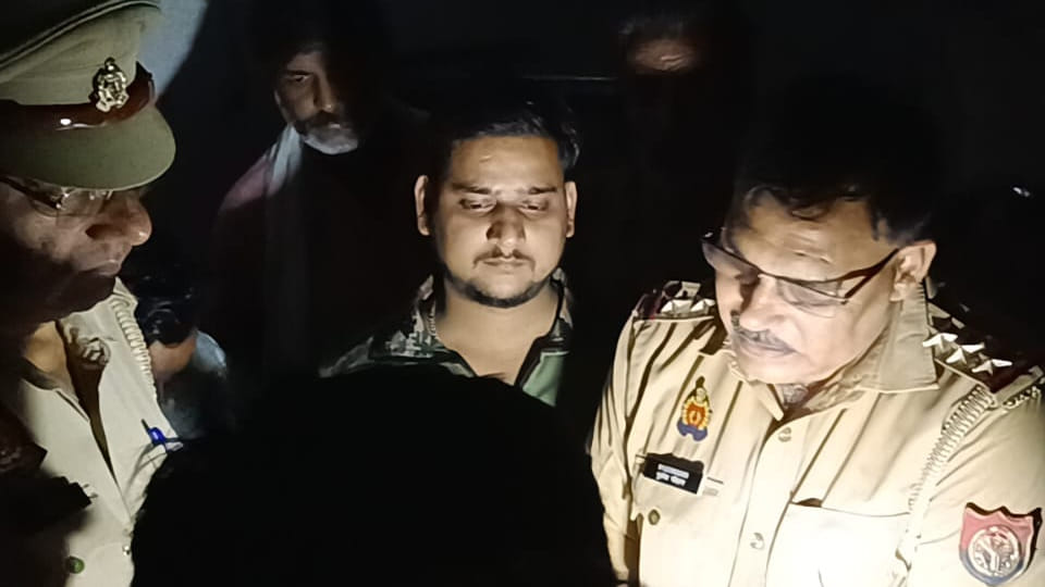 Auraiya: Elderly Woman's Body Found in Home; Murder Suspected Following Robbery