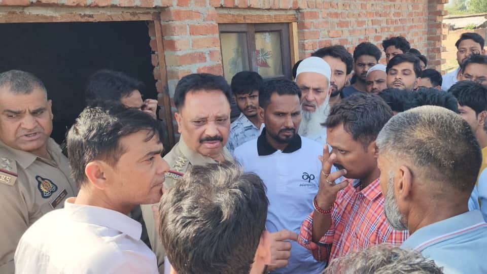 Rampur: Canteen Operator Murdered—Throat Slit; Body Found in This Condition Inside Room
