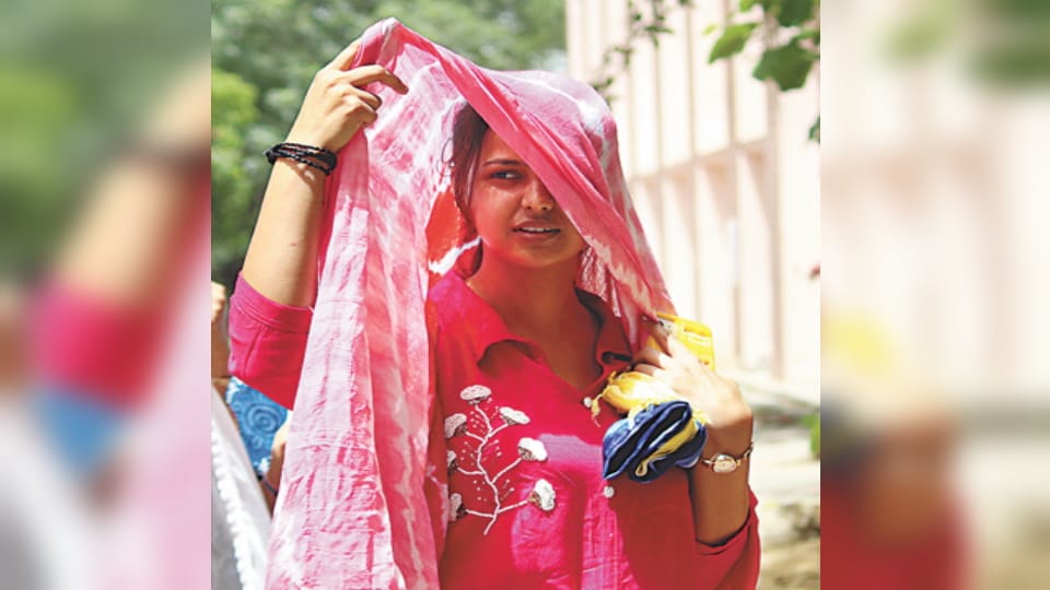 West UP Weather: Scorching Heat Today, Relief Ahead: Rain and Thunderstorm Alert Across West UP