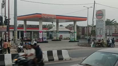 Petrol shortage begins, with many pumps out of stock and tanks in rural areas running out of fuel.