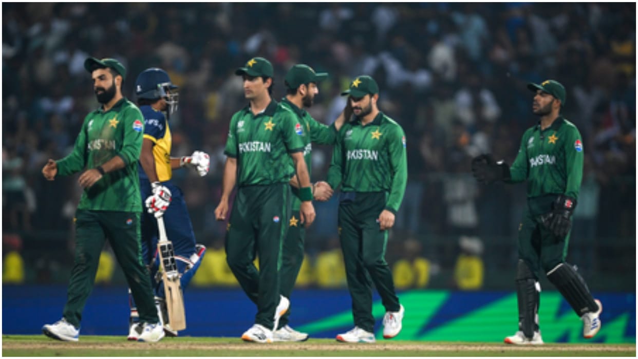 Pakistan players unhappy over removal of long-time physio Cliff Deacon: Report