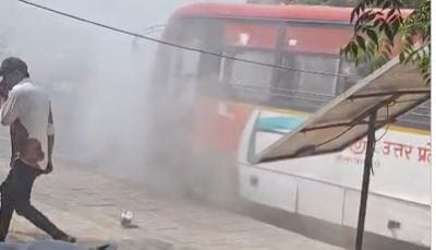 Panic on Agra Roadways Bus After Smoke Erupts Passengers Rescued by Breaking Windows