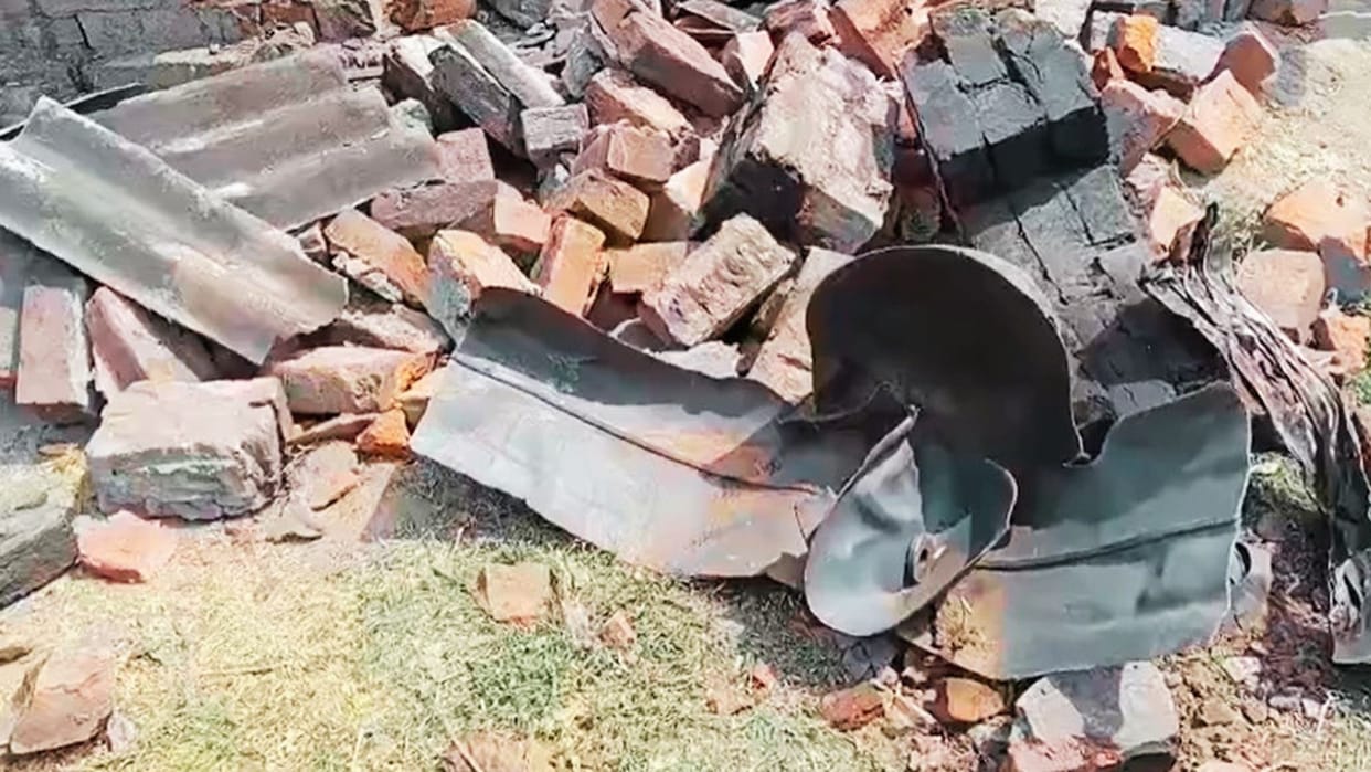 Gas Cylinder Explodes in Home Tin Shed Blown Away Walls Damaged Four Teenagers Injured Area Shaken
