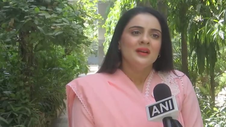 Delhi:’नमाज सड़कों पर नहीं पढ़नी चाहिए’, बकरीद पर दिल्ली हज कमेटी की चेयरपर्सन कौसर जहां की अपील – Appeal By Delhi Haj Committee Chairperson Kauser Jahan On Bakrid Delhi:’नमाज सड़कों पर नहीं पढ़नी चाहिए’, बकरीद पर दिल्ली हज कमेटी की चेयरपर्सन कौसर जहां की अपील – Appeal By Delhi Haj Committee Chairperson Kauser Jahan On Bakrid