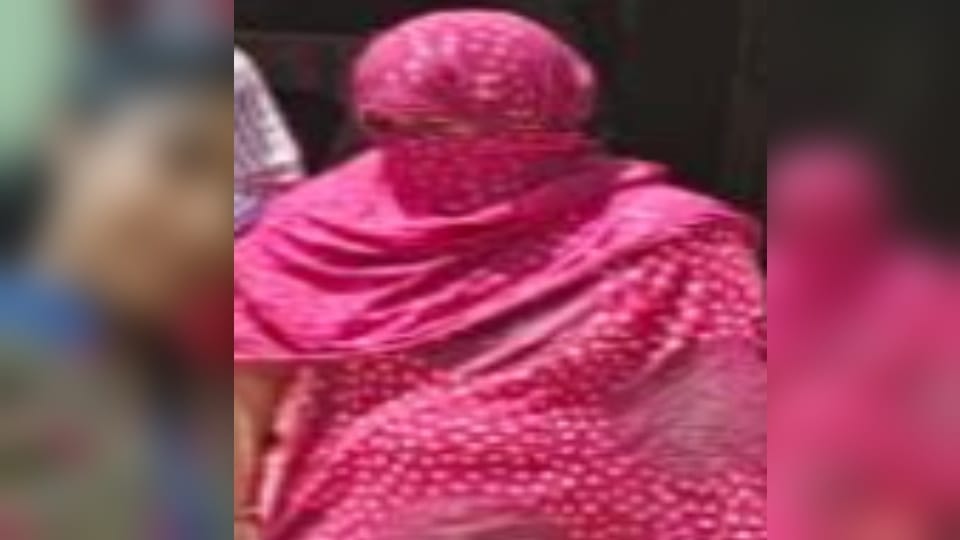 Meerut Crime News: Father and Stepmother Killed Class 12 Girl by Smothering Her With Pillow