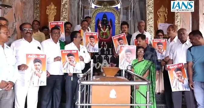 DK Shivakumar bows at CM Siddaramaiah's feet, emotional moments before leadership change
