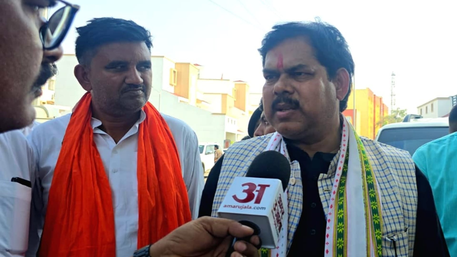शिक्षा मंत्री मिथिलेश तिवारी