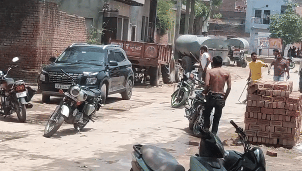 Mathura Clash Over Bhandara Turns Violent, Firing and Stone Pelting Continue for 30 Minutes
