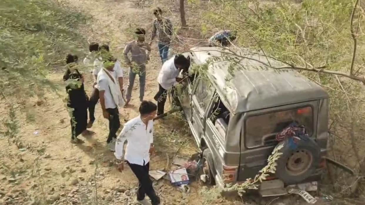 Balotra News: Family Returning From Ajmer Dargah Dies in Bolero Crash in Pachpadra; 4 Killed