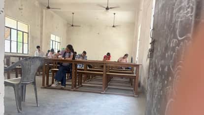 NEP Norms ignored Mid-Term Exams Conducted with an Unprepared in Bareilly College