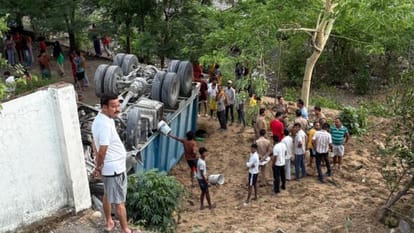 Truck and dumper accident near Rishikesh Bhadrakali intersection driver and woman killed