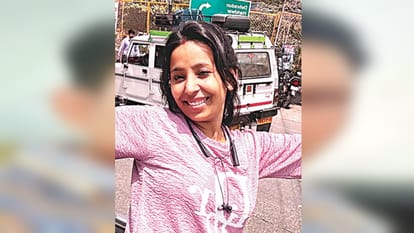 Man and Woman Swept Away in Ganga While Bathing in Rishikesh, SDRF Continues Search Operation