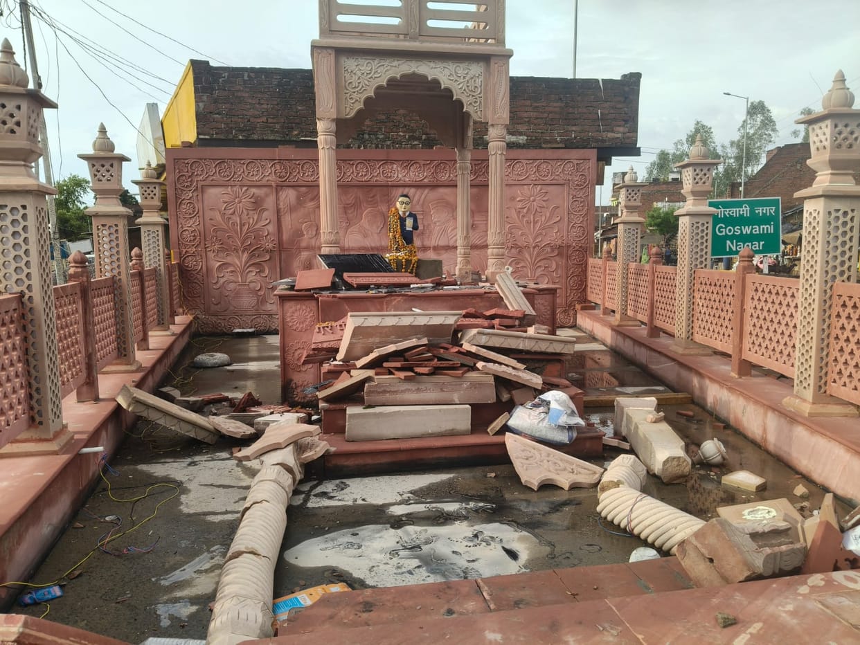 Storm disrupts power supply, damages property in Chitrakoot