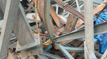 Major Tragedy in Hamirpur UnderConstruction Bridge Collapses Several Dead Under Debris Rescue Operations