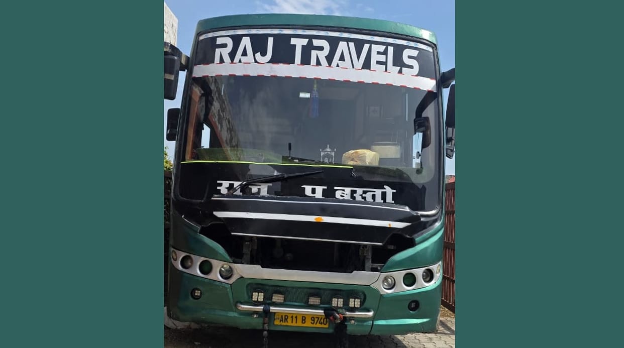 Etawah Accident on Expressway Car runs over mother and daughter after they disembark from bus both dead
