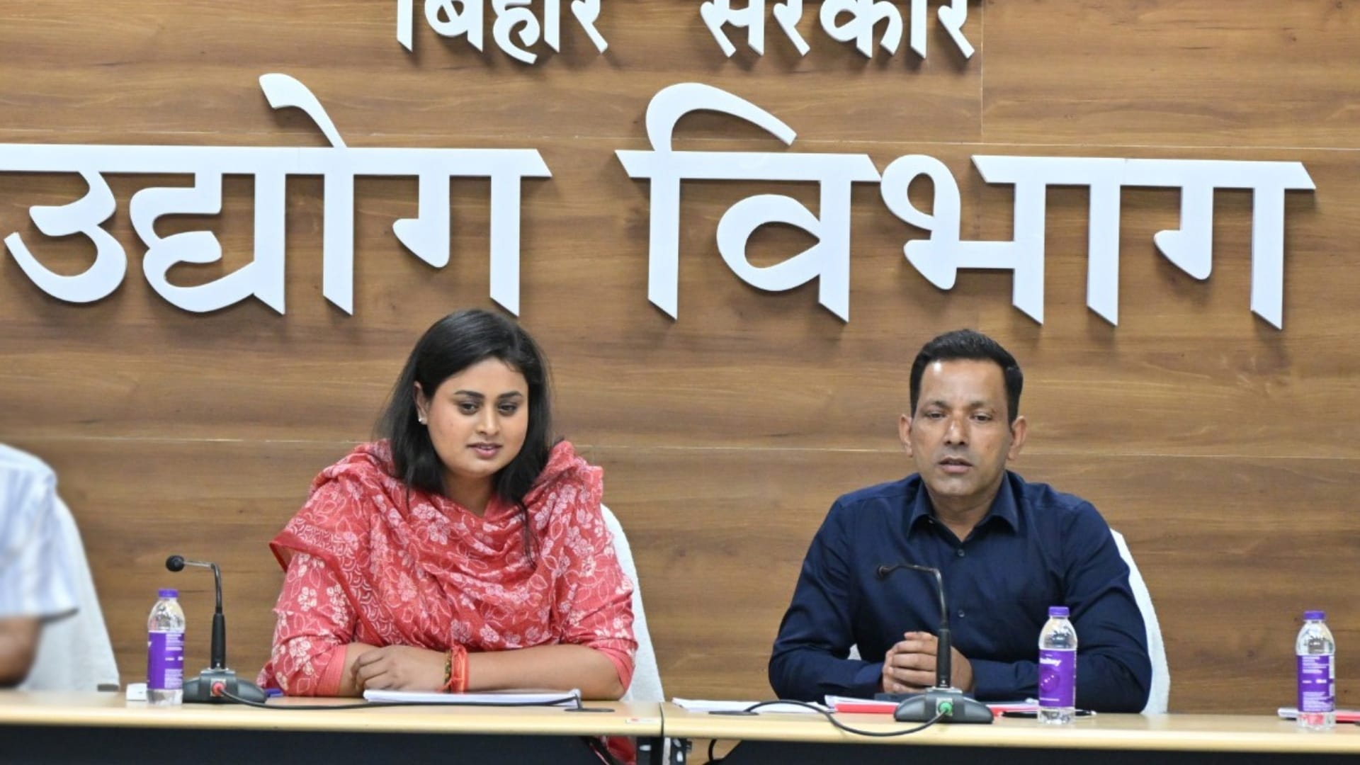 उद्योग मंत्री श्रेयसी सिंह।